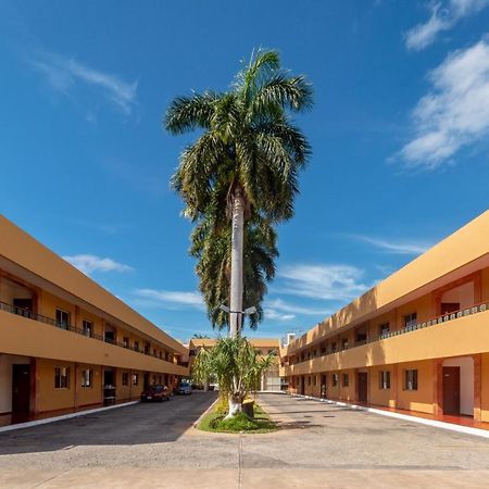 Tecnohotel Itzaes Mérida Extérieur photo