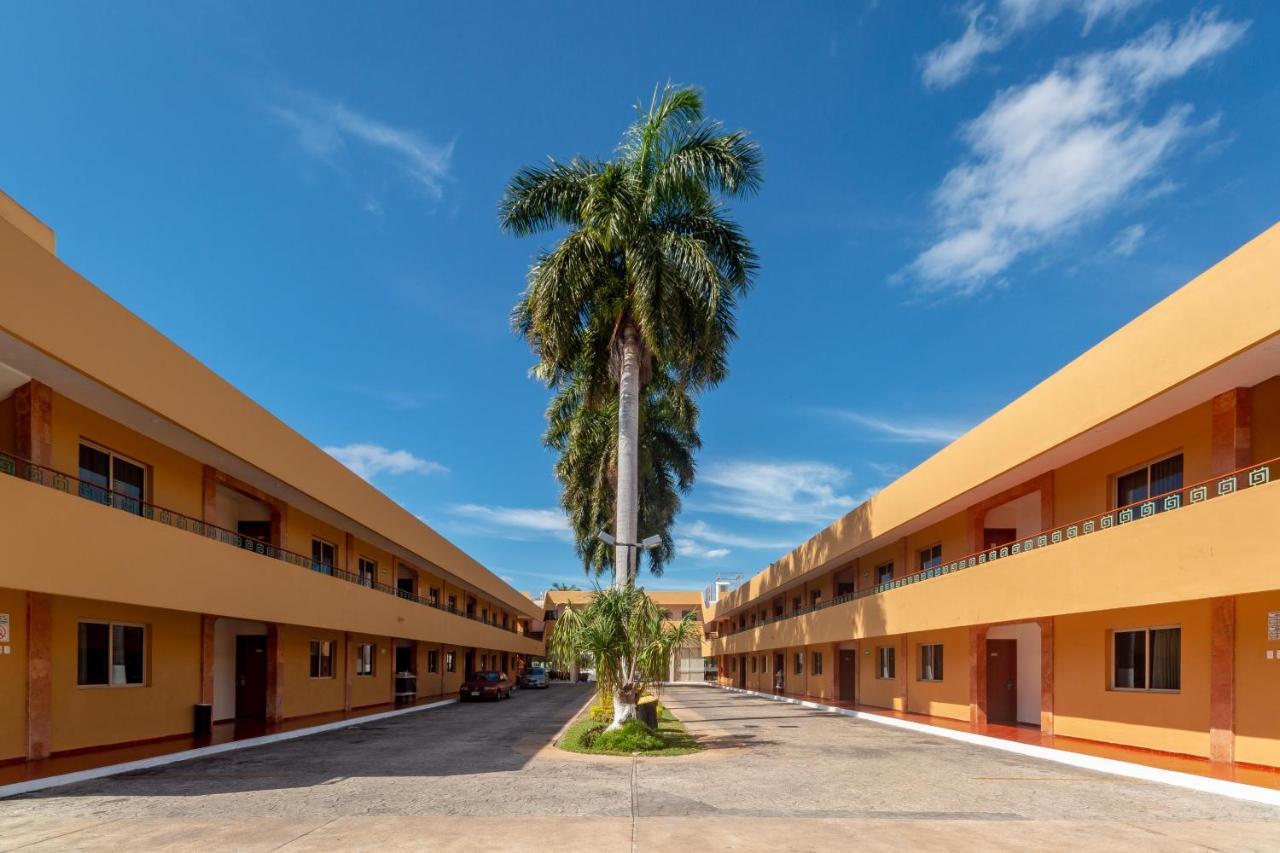 Tecnohotel Itzaes Mérida Extérieur photo