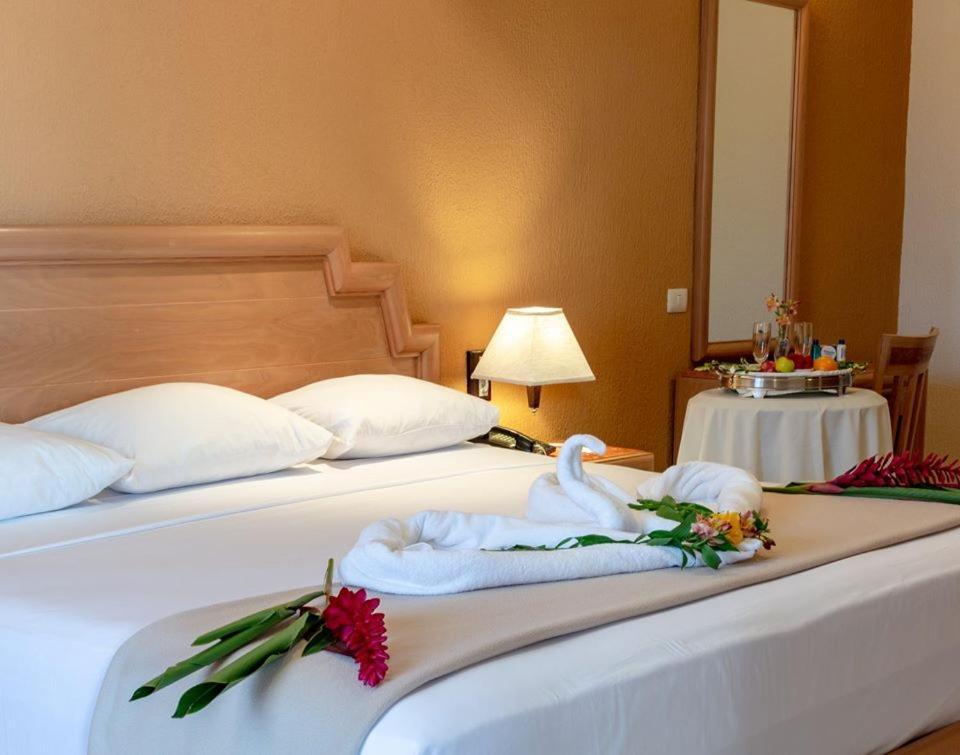 Tecnohotel Itzaes Mérida Extérieur photo