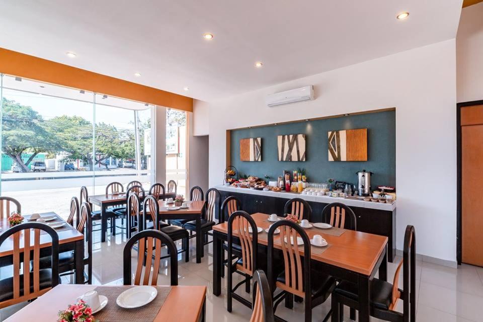 Tecnohotel Itzaes Mérida Extérieur photo